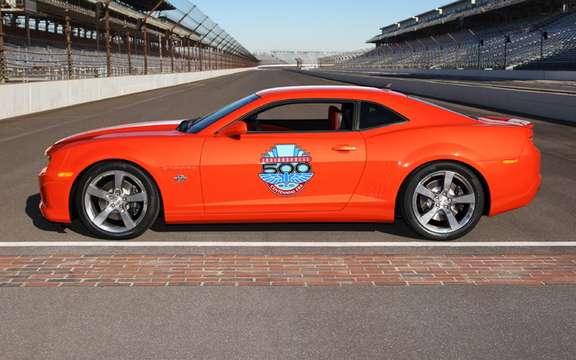 Chevrolet Camaro 2010: Replica of the Indy Pace Car Version picture #3