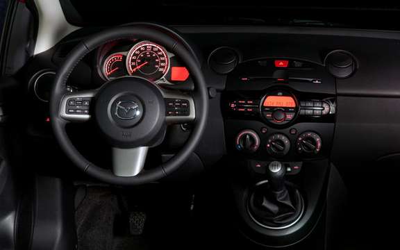 2011 Mazda2: A starting price of $ 13,995 picture #12