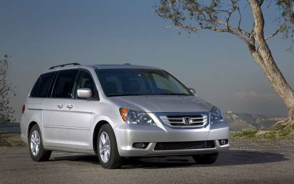 Honda Canada recalls 28,000 vehicles for years 2007 and 2008.