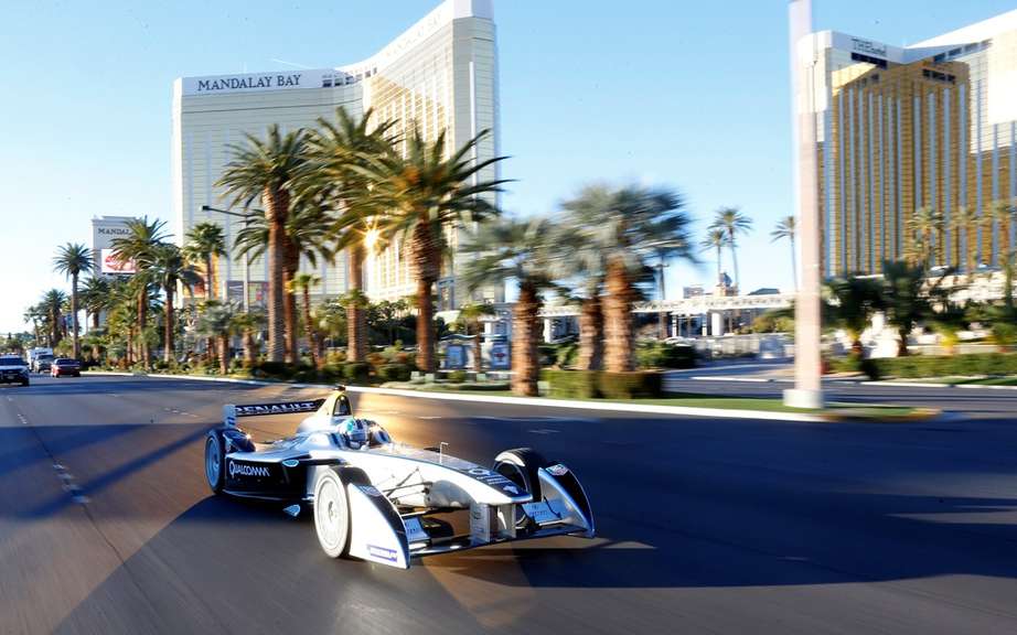 Formula E: first official taxi to the public in Las Vegas picture #7