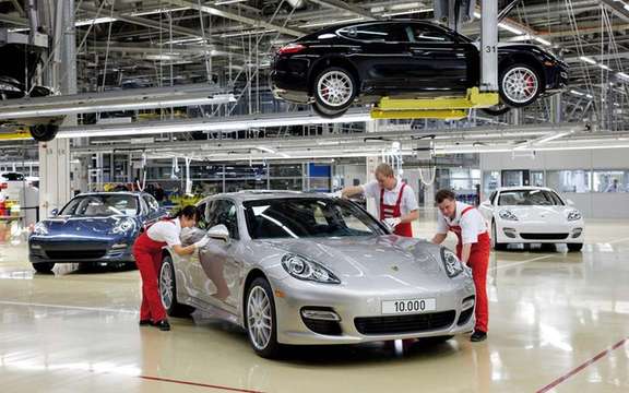 Porsche Panamera: 10,000 units already produced picture #2