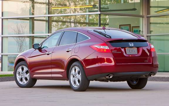 Honda Canada unveiled the price of its 2010 model Accord Crosstour picture #3