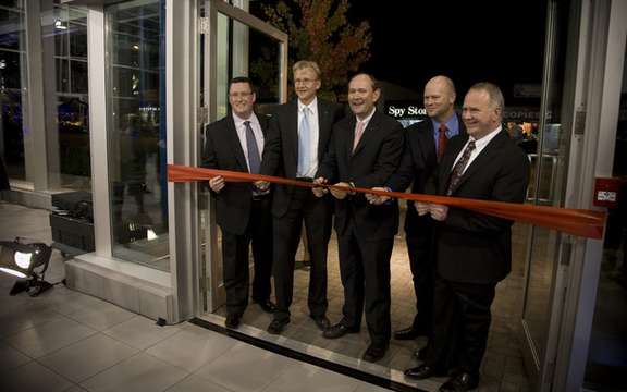 Mercedes-Benz opens establishment cry North Vancouver picture #2