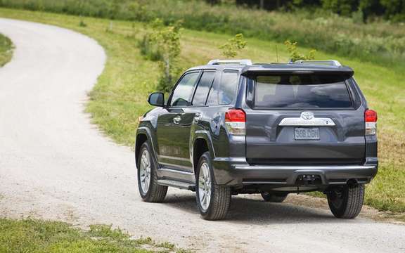 Toyota 4RUNNER 2010: always faithful to the aspirations of its clientele picture #2