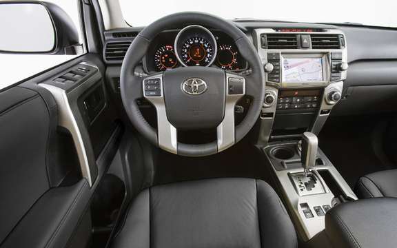 Toyota 4RUNNER 2010: always faithful to the aspirations of its clientele picture #4