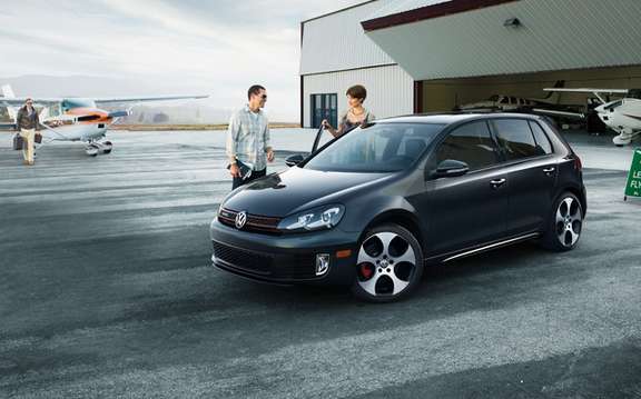 2010 Volkswagen Golf: Canadian prices are ads picture #5
