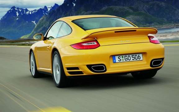 Porsche 911 Turbo, 2010: constantly changing picture #2