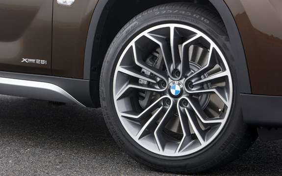 BMW X1 2010: Premiere photo gallery authorized picture #7