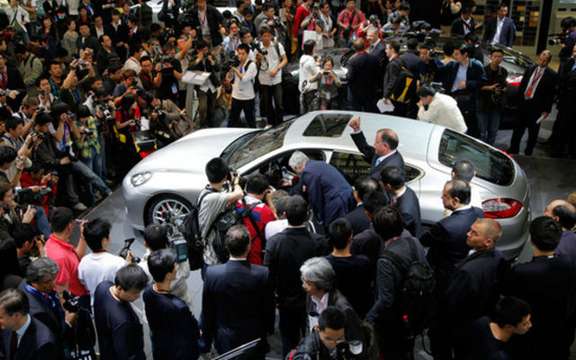 Porsche Panamera 2010 officially unveiled in Shanghai picture #3