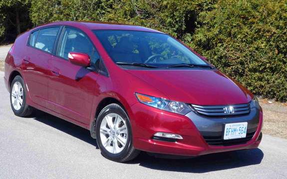 2010 Honda Insight, a starting price ad $ 23,900 picture #2