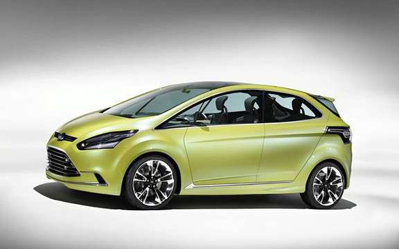 Ford Iosis Max Concept, never two without three picture #3