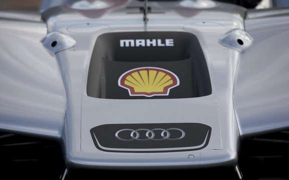 Audi R15-Promising debuts a Sebring picture #9