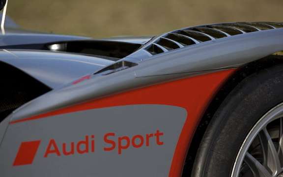Audi R15-Promising debuts a Sebring picture #13