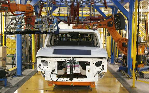 GM wants to maintain its current level of production in Canada picture #1