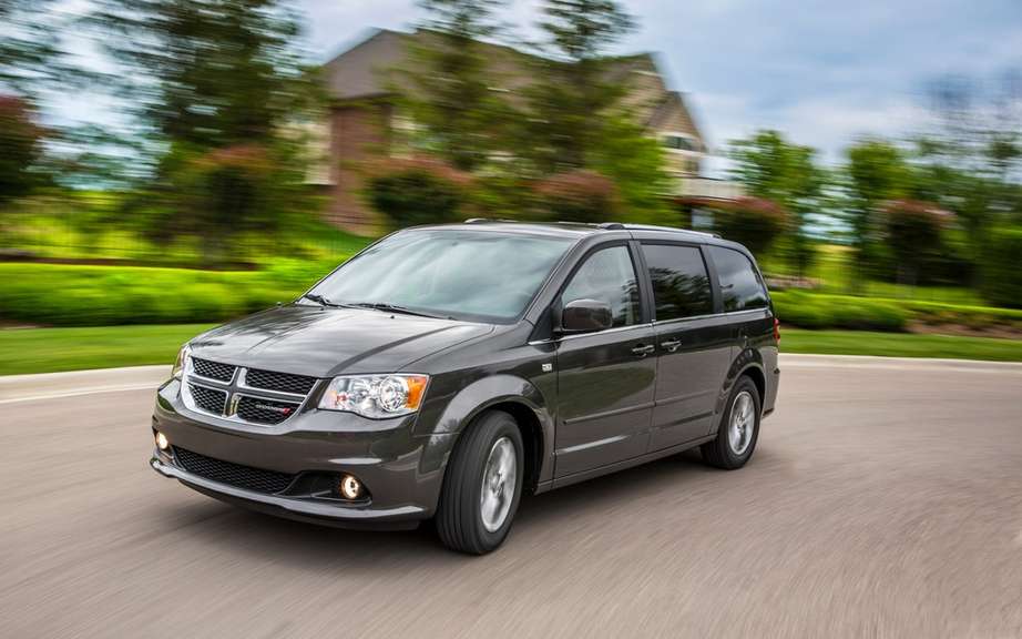 Chrysler minivans has launched its 30th anniversary edition picture #6