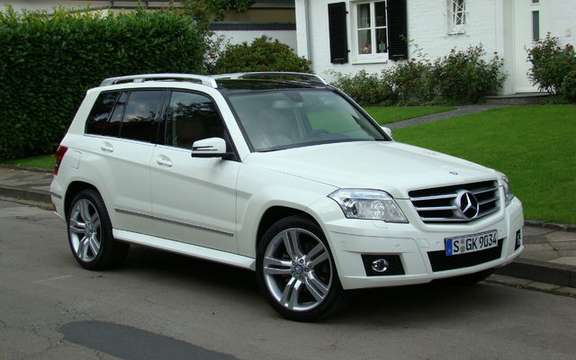 Mercedes-Benz GLK350 4MATIC 2010, the price unveiled