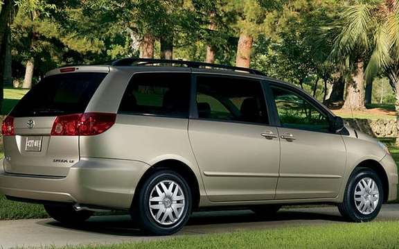 2009 Toyota Sienna, more value, and quality, a more affordable picture #2