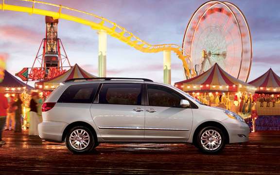 2009 Toyota Sienna, more value, and quality, a more affordable picture #3