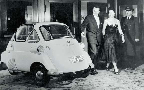 Return of the BMW Isetta, which suddenly smoking! picture #2