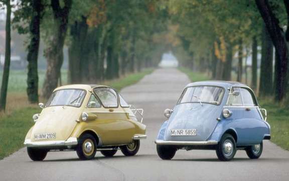 Return of the BMW Isetta, which suddenly smoking! picture #7