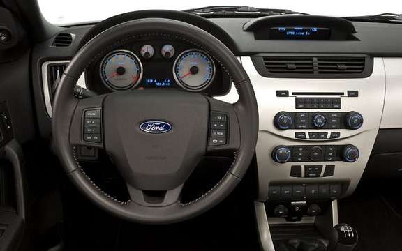 Ford unveiled its 2009 model Focus section picture #6