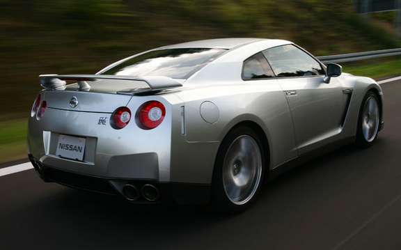 Nissan dealers Canada unveiled the GT-R 2009 picture #3