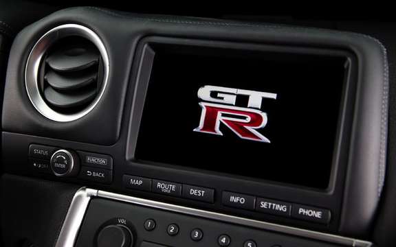 Nissan dealers Canada unveiled the GT-R 2009 picture #7