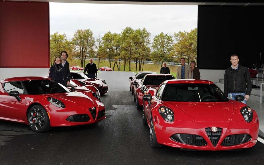 First European deliveries of the Alfa Romeo 4C picture #7