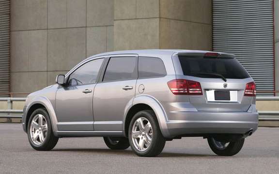 Dodge Journey 2009, the competition for the Mazda5 picture #4