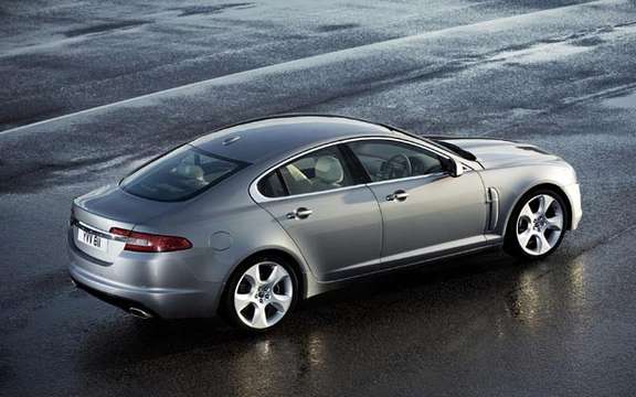 Jaguar presents the XF 2009! picture #3