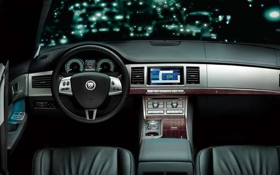 Jaguar presents the XF 2009! picture #7