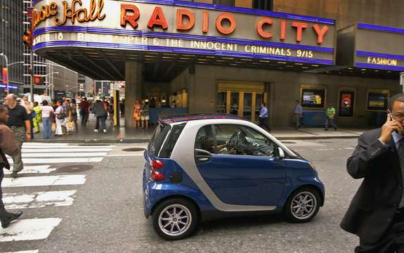 Smart Fortwo wins ecoENERGY as two-seater vehicle picture #3