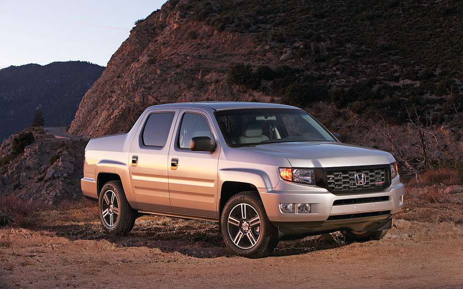 Honda Ridgeline will renew its next two years picture #1