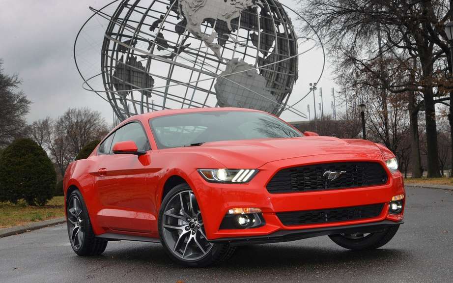 Ford adds a smoke screen function has the 2015 Mustang picture #2