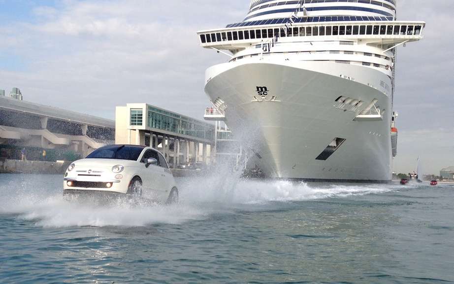 Fiat 500 amphibious escorting the liner MSC Divina picture #5