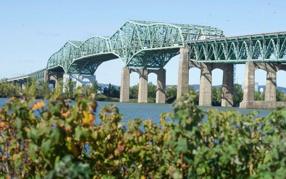 Champlain Bridge: Beam Operation support!