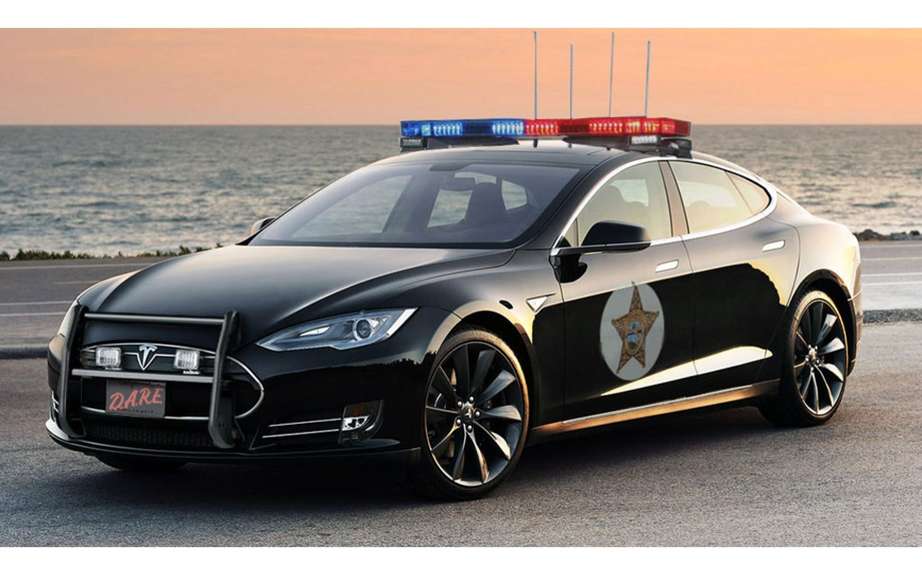 Tesla Model S to the police service picture #4