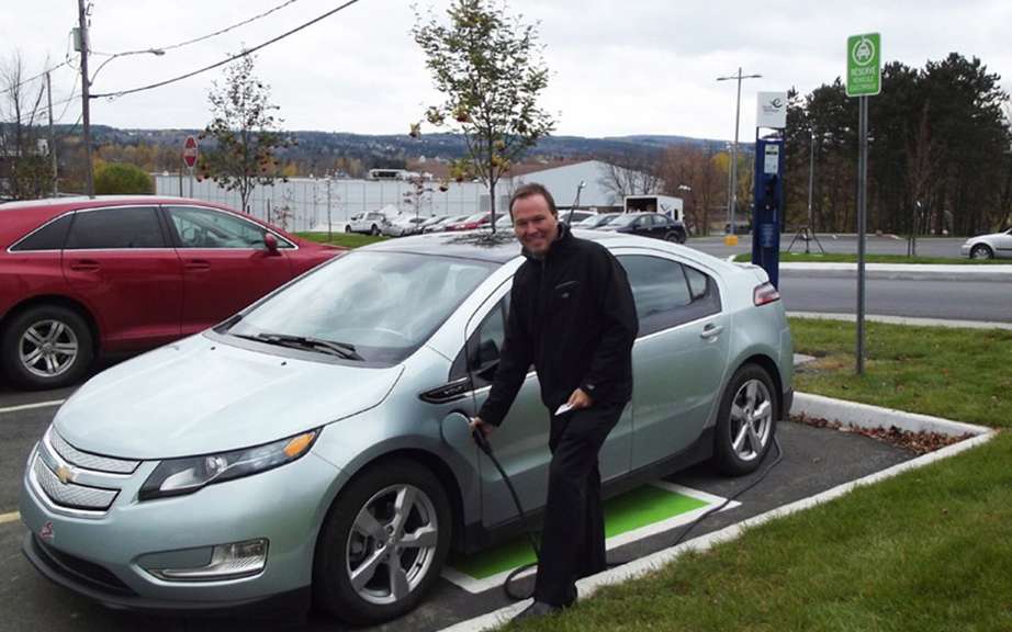 Saint-Georges, Beauce joins the electric circuit picture #6