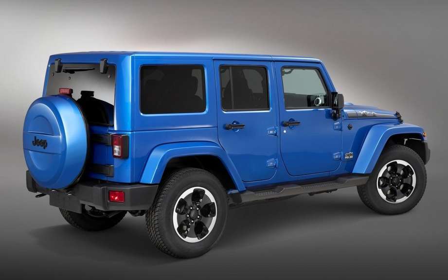 Polar Edition Jeep Wrangler sold in America picture #7