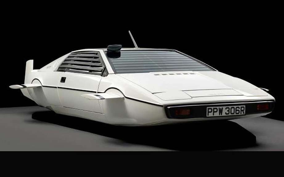 Lotus Esprit James Bond has sold Elon Musk