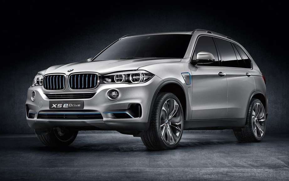 BMW X7: a large SUV by and for American