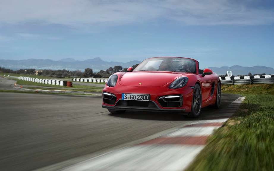 The Boxster and Cayman GTS Unveiled picture #16