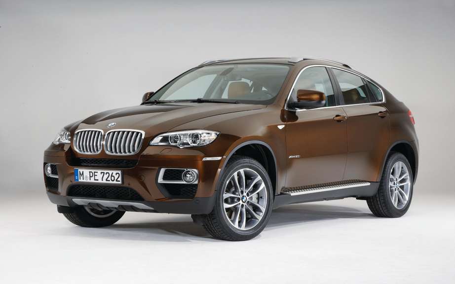 BMW X7: a large SUV by and for American picture #3