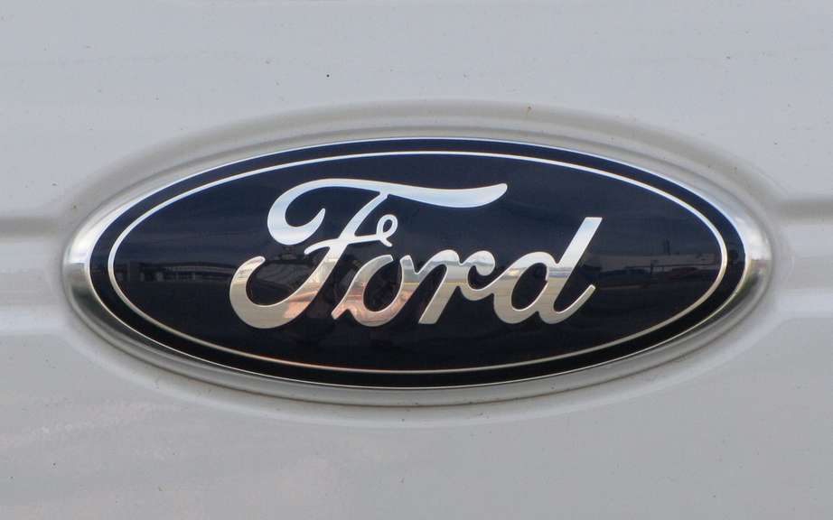 Ford: automatic marking of parking spaces and without driver picture #3