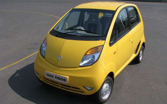 Tata Nano to police in New Delhi picture #4