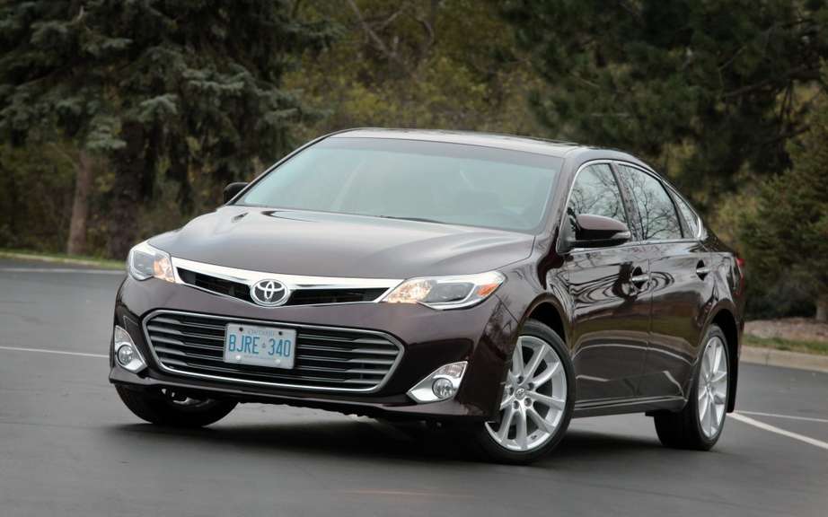 The 2013 Toyota Avalon receives two awards in Quebec picture #2
