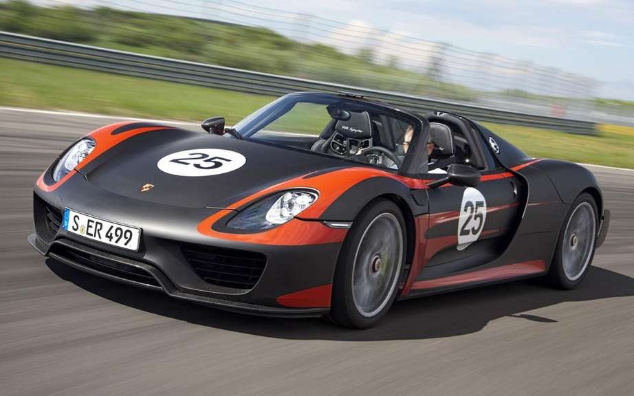 Porsche 918 Spyder: a new record on the Nurburgring picture #3