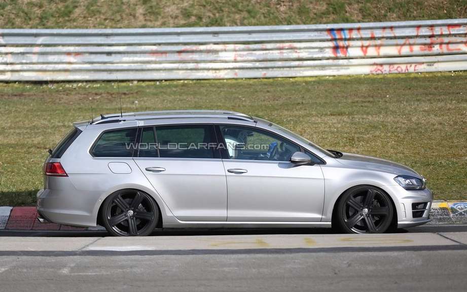 Volkswagen would prepare a family version of the Golf R picture #6