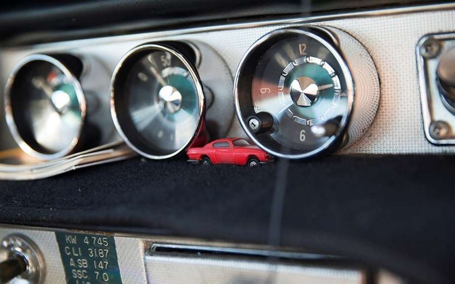 Volvo P1800S 1966 with 3 million miles on the clock picture #6