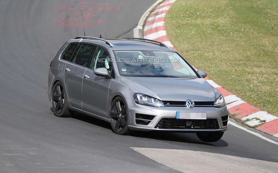 Volkswagen would prepare a family version of the Golf R picture #7